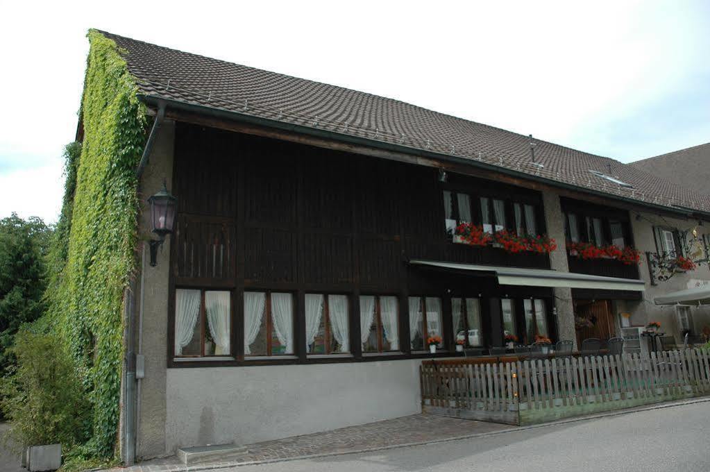 Hotel Gasthaus Hirschen Baden Ngoại thất bức ảnh